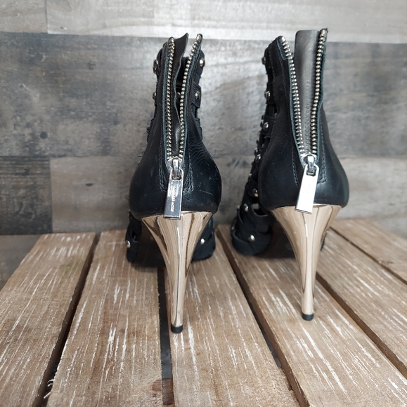 Michael Kors Sherry Caged Open Toe Ankl Booties - Picture 6 of 13